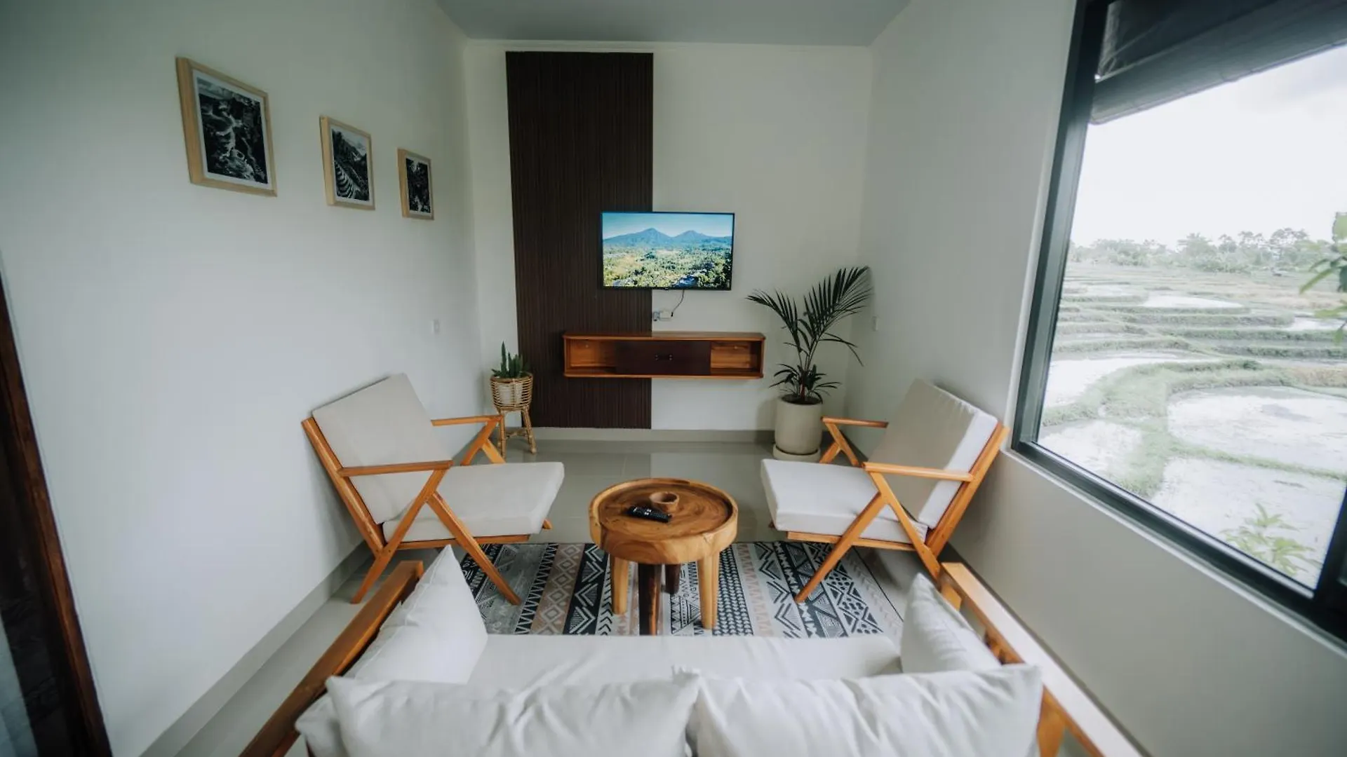 Lucky 2Br Villa Private Pool スミニャック