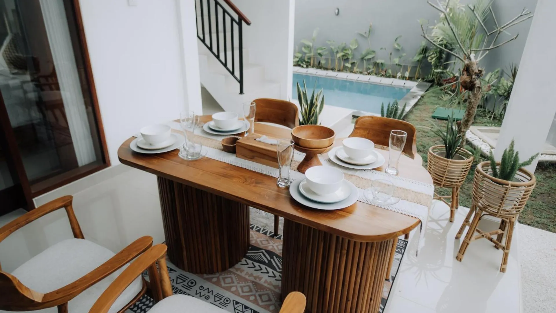 Lucky 2Br Villa Private Pool スミニャック